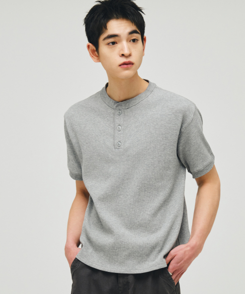ECORR(エコル)の「ワッフルヘンリーネッククロップ半袖Tシャツ_メランジグレー(Tシャツ/カットソー・レディース・その他・1/2/3)」の4枚目の写真