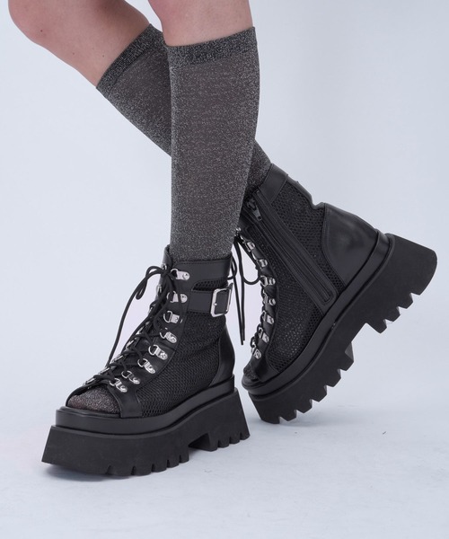 HARE（ハレ）の「サイドベルトメッシュレースアップブーサン(HARE)（サンダル・レディース・ブラック/シルバー/ブラック系その他・MEDIUM/LARGE/SMALL）」の16枚目の写真