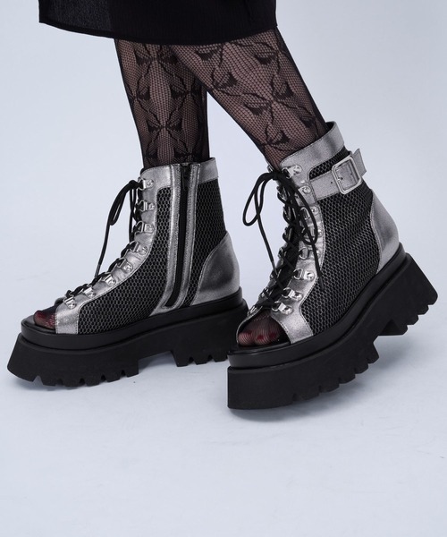 HARE（ハレ）の「サイドベルトメッシュレースアップブーサン(HARE)（サンダル・レディース・ブラック/シルバー/ブラック系その他・MEDIUM/LARGE/SMALL）」の20枚目の写真