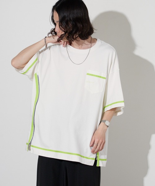 FACETASM(ファセッタズム)の「FACETASM/ファセッタズム サイドジップ 配色ラインテープ TEE 2026年春夏(Tシャツ/カットソー・メンズ・ホワイト/チャコールグレー/ブラウン・5)」の1枚目の写真