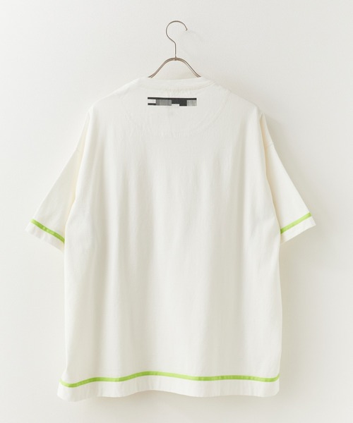 FACETASM(ファセッタズム)の「FACETASM/ファセッタズム サイドジップ 配色ラインテープ TEE 2026年春夏(Tシャツ/カットソー・メンズ・ホワイト/チャコールグレー/ブラウン・5)」の5枚目の写真