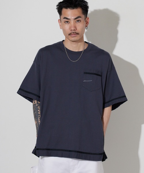 FACETASM(ファセッタズム)の「FACETASM/ファセッタズム サイドジップ 配色ラインテープ TEE 2026年春夏(Tシャツ/カットソー・メンズ・ホワイト/チャコールグレー/ブラウン・5)」の21枚目の写真