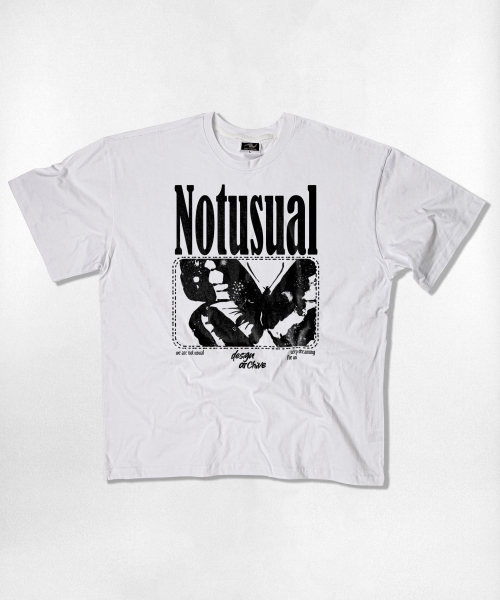 NOTUSUAL(ノットユージュアル)の「バタフライオーバーサイズ半袖Tシャツ4色(Tシャツ/カットソー・レディース・ネイビー/ホワイト/ブラック/ホワイト×グレー・SMALL/MEDIUM/LARGE/X-LARGE)」の7枚目の写真