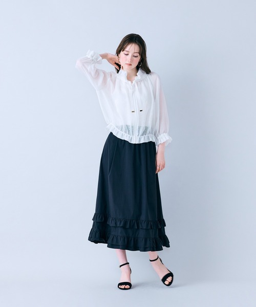 Audie a Muses（オーディアミューズ）の「【モデル美香着用】裾ギャザーフリル付きスカート（スカート・レディース・ブラウン/ブラック・36/38/42）」の22枚目の写真