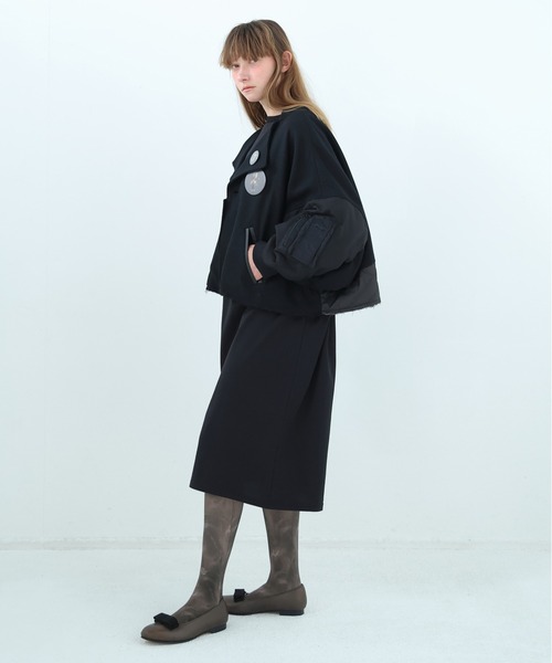BEDSIDEDRAMA(ベットサイドドラマ)の「Dreamin' Mix Poncho Short Coat(MA-1・レディース・カーキ/ブラック・2/1)」の5枚目の写真