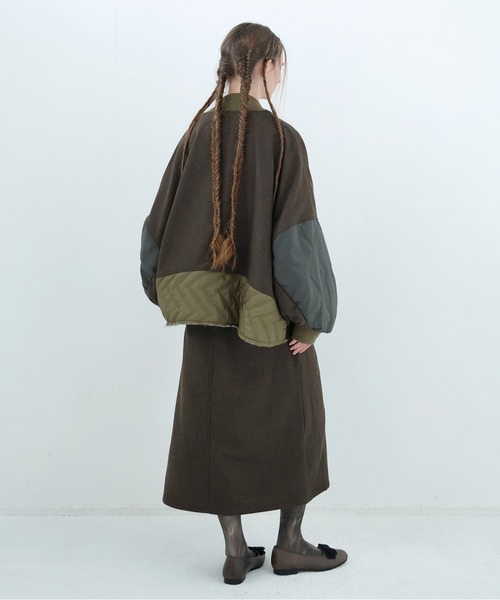 BEDSIDEDRAMA(ベットサイドドラマ)の「Dreamin' Mix Poncho Short Coat(MA-1・レディース・カーキ/ブラック・2/1)」の10枚目の写真