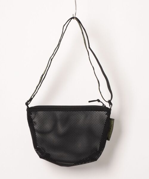 WEEKEND(ER)(ウィークエンダー)の「WEEKEND(ER)/ウィークエンダー ショルダーバッグ MESH BAG 9279901(ショルダーバッグ・メンズ・ブラック・FREE)」の2枚目の写真
