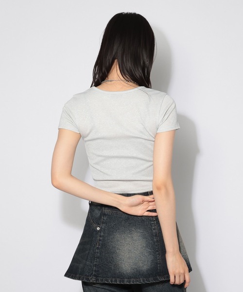 PAGEBOY（ページボーイ）の「ラメテレココンパクトT（Tシャツ/カットソー・レディース・シルバー/オフホワイト・MEDIUM/SMALL）」の9枚目の写真