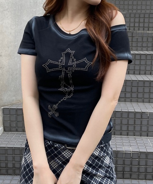 ROGER AND RAW(ロジャーアンドロウ)の「クロスストーン ワンショル チビT(Tシャツ/カットソー・レディース・ブラック/グレー/ホワイト・FREE)」の17枚目の写真
