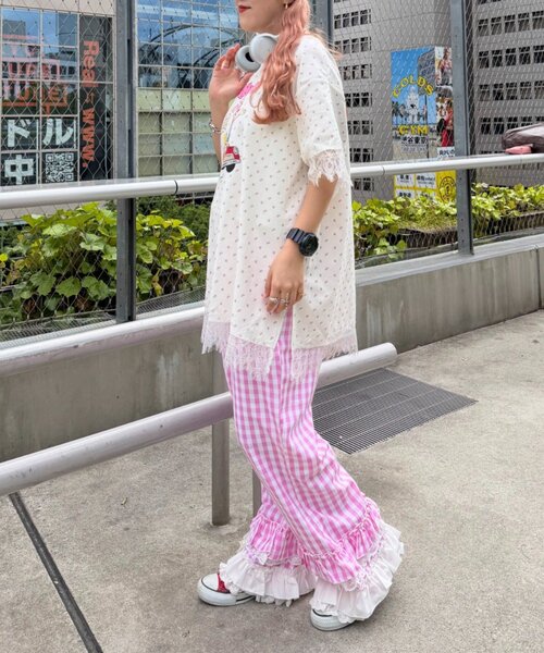 w closet（ダブルクローゼット）の「【Am企画】【リバイバルアイテム/EC限定カラー】ふりふりギンガムチェックパンツ（その他パンツ・レディース・レッド/ピンク/ブルー/グリーン・SMALL/MEDIUM）」の10枚目の写真