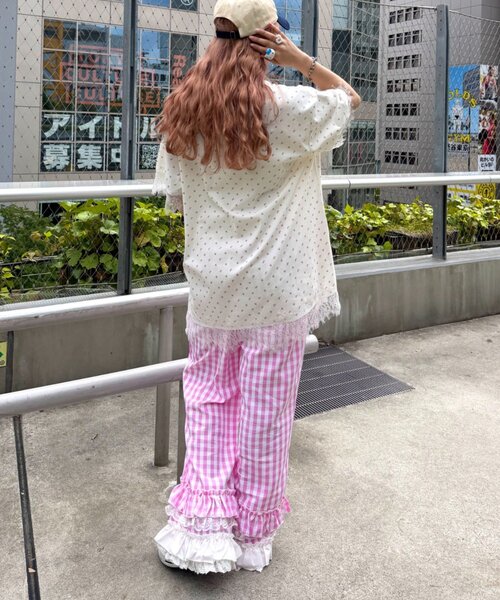 w closet（ダブルクローゼット）の「【Am企画】【リバイバルアイテム/EC限定カラー】ふりふりギンガムチェックパンツ（その他パンツ・レディース・レッド/ピンク/ブルー/グリーン・SMALL/MEDIUM）」の11枚目の写真