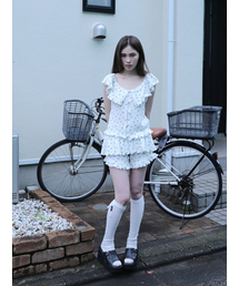 UGLY SHADOW（アグリーシャドウ）の「RUFFLE FLOWER SKIRT PANTS(WHITE)（その他パンツ）」