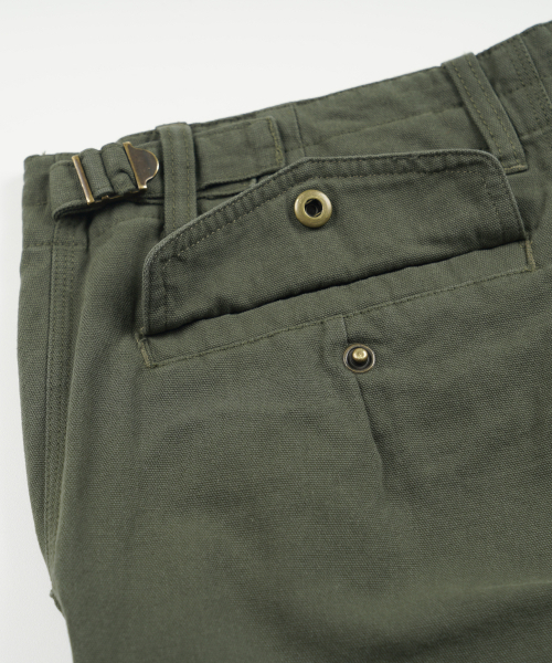 FRIZMWORKS(フリズムワークス)の「CANVAS ESSENTIAL CARGO SHORTS _ OLIVE(その他パンツ・メンズ・その他・SMALL/MEDIUM/LARGE/X-LARGE)」の8枚目の写真