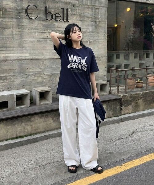 ANEWBROS（アニュブロス）の「ディアサイン オーバーサイズ 半袖Tシャツ 4カラー [ANSE_2007]（Tシャツ/カットソー・レディース・ライトグレー/ネイビー/ホワイト/ブラック・SMALL/MEDIUM/LARGE/X-LARGE）」の8枚目の写真