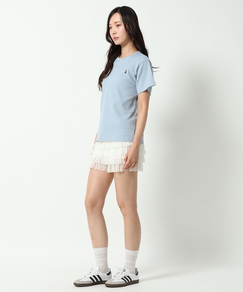 ALAND(エーランド)の「【UNISEX】ALAND/ロゴヘンリーネック半袖(Tシャツ/カットソー・レディース・オフホワイト/ブラック/ライトブルー/グレー・LARGE/SMALL)」の22枚目の写真