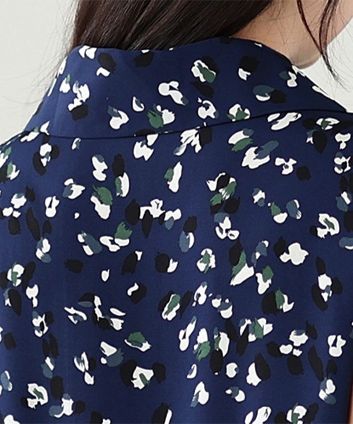 ONEP STAR（ワンピスター）の「小花柄ノースリーブシャツワンピース（シャツワンピース・レディース・ネイビー・MEDIUM/LARGE/X-LARGE）」の13枚目の写真