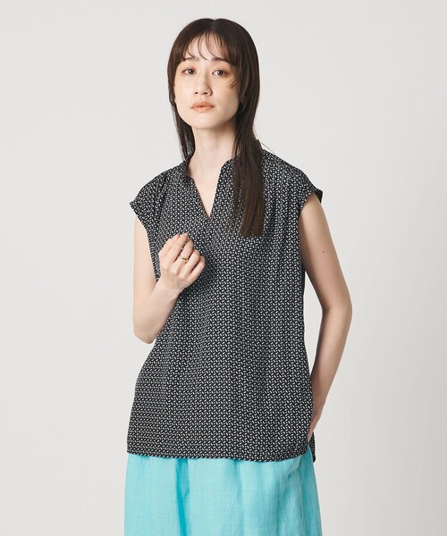 UNITED ARROWS(ユナイテッドアローズ)の「Spiree フレンチスリーブ ブラウス(シャツ/ブラウス・レディース・ダークグレー/その他7/その他1/その他9/モカ・FREE)」の4枚目の写真