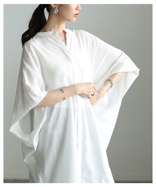 Sawa a la mode(サワアラモード)の「オーバーサイズシャツチュニック(チュニック・レディース・チャコール/オフホワイト/ブラック・FREE)」の13枚目の写真