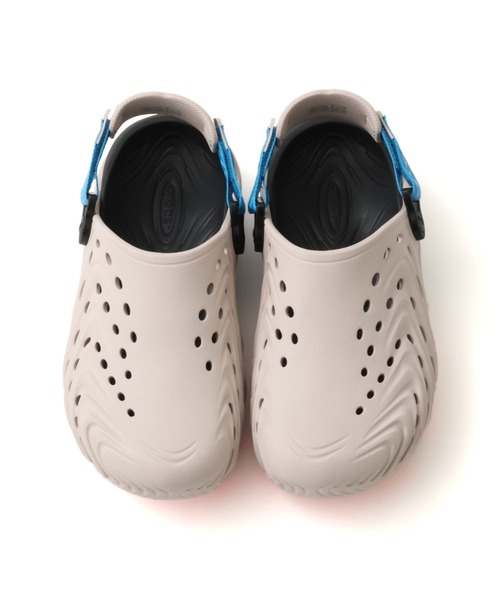 crocs（クロックス）の「crocs Echo II / クロックス エコー ツー（サンダル・メンズ・ライトベージュ・27.0cm/28.0cm/29.0cm/26.0cm）」の2枚目の写真
