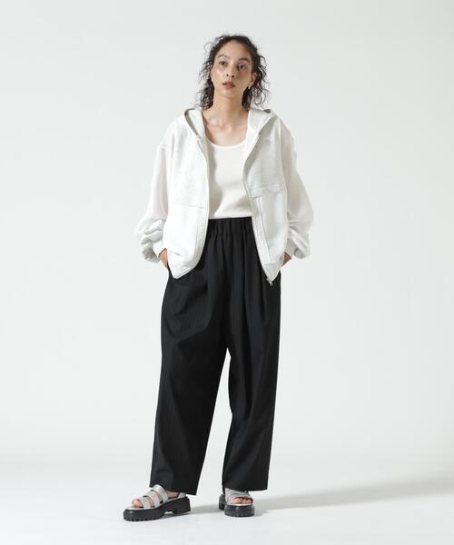 DROIT BELLO(ドロイトベロ)の「DROIT BELLO(ドロイトベロ)メッシュ切替フーディ(パーカー・レディース・ブラック/グレー・F)」の19枚目の写真