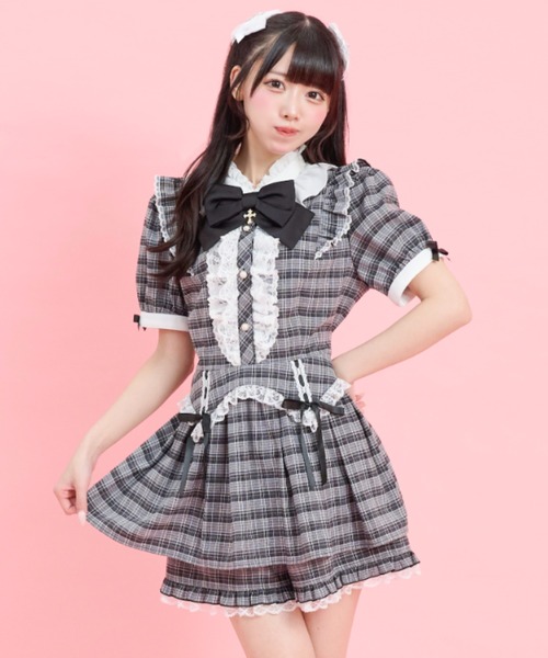 Secret Honey（シークレットハニー）の「ガーターライクセットアップ（セットアップ・レディース・ブラック/レッド・MEDIUM）」の4枚目の写真