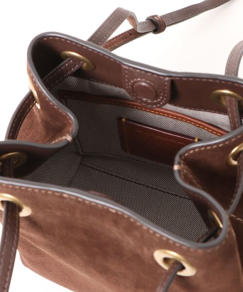 COACH(コーチ)の「ジェイド ドローストリング バッグ(ショルダーバッグ・レディース・ブラウン系その他・ONE)」の12枚目の写真