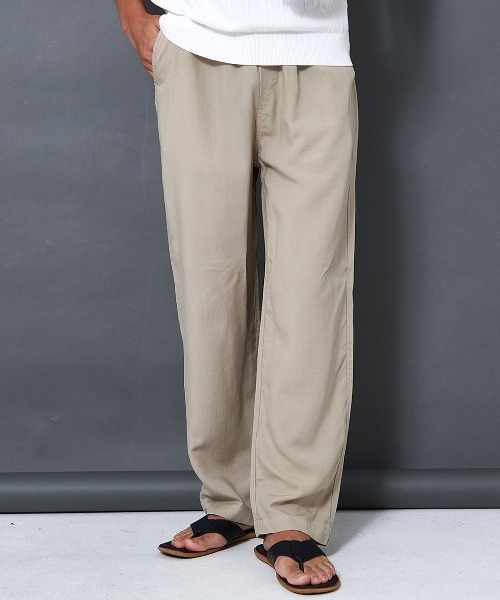 BENUSTA(ベヌスタ)の「『BENUSTA/ベヌスタ』バレルレッグパンツ【GC】(スラックス・メンズ・ネイビー/ベージュ・L/M)」の1枚目の写真
