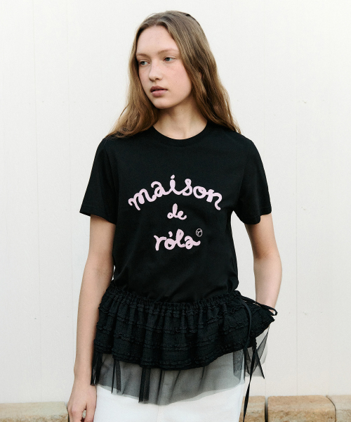 ROLAROLA(ロラロラ)の「MAISON DE ROLA EMBROIDERY T-SHIRT BLACK(Tシャツ/カットソー・レディース・ブラック・MEDIUM/SMALL/X-SMALL)」の2枚目の写真