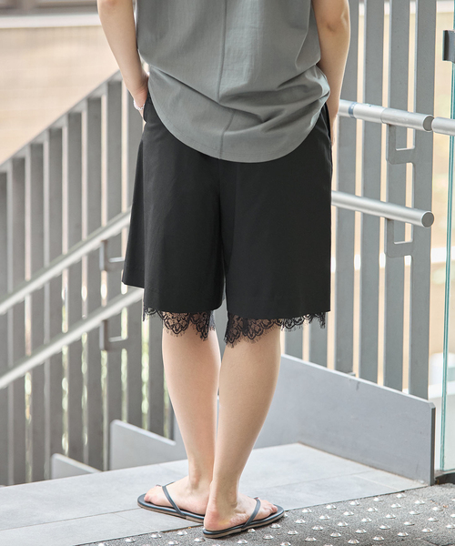 IENA（イエナ）の「スソレースレイヤードハーフパンツ（その他パンツ・レディース・ブラック・38/36）」の10枚目の写真