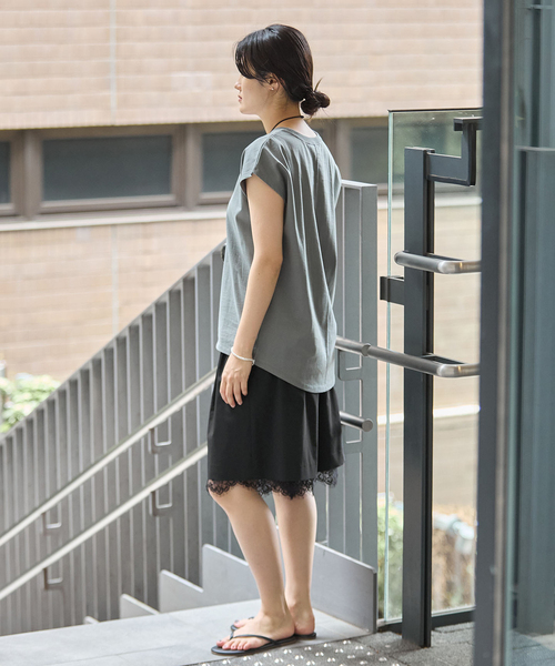 IENA（イエナ）の「スソレースレイヤードハーフパンツ（その他パンツ・レディース・ブラック・38/36）」の17枚目の写真