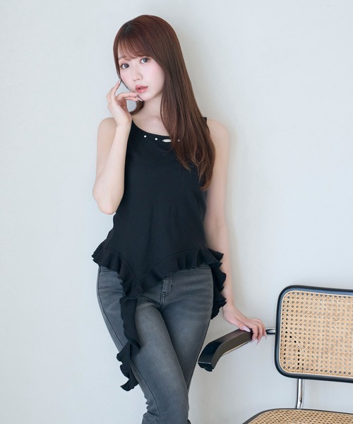 Rose Muse(ロゼミューズ)の「Frill hem tank top(タンクトップ・レディース・ブラック/ホワイト・FREE)」の3枚目の写真