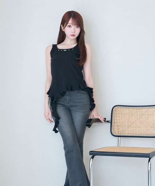 Rose Muse(ロゼミューズ)の「Frill hem tank top(タンクトップ・レディース・ブラック/ホワイト・FREE)」の5枚目の写真