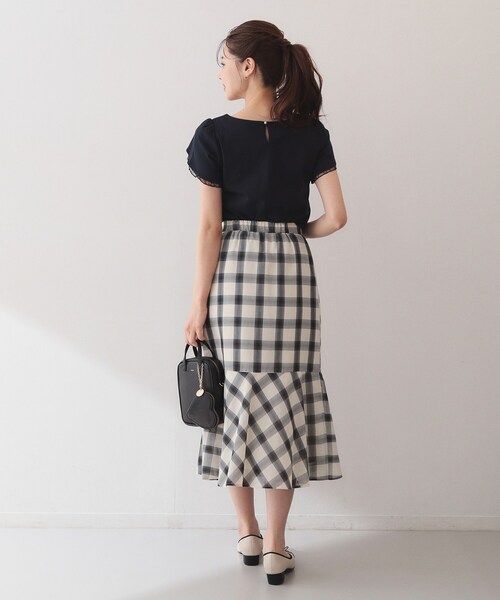 index(インデックス)の「【接触冷感/UVケア】ハートネックレースレイヤードトップス《洗濯機OK/6col》(Tシャツ/カットソー・レディース・ブルー系その他/ピンク/ナチュラル/ネイビー系5/ホワイト系9/ブラック・42/36/40/38)」の19枚目の写真