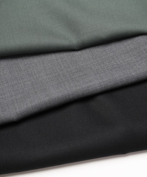 CULLNI(クルニ)の「Super 120s Wool Twill Pintuck 2Tuck Drawstring Wide Pants(スラックス・メンズ・グリーン/グレー/ブラック・1)」の8枚目の写真