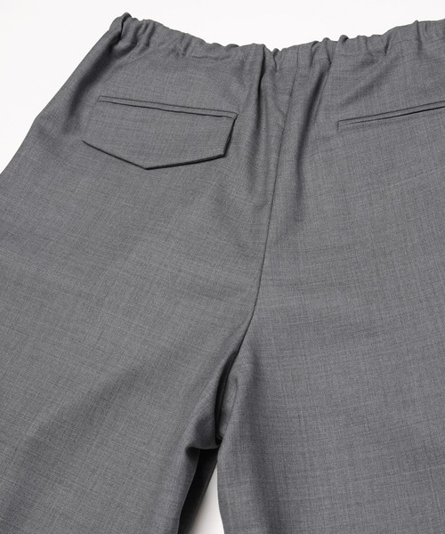 CULLNI(クルニ)の「Super 120s Wool Twill Pintuck 2Tuck Drawstring Wide Pants(スラックス・メンズ・グリーン/グレー/ブラック・1)」の11枚目の写真