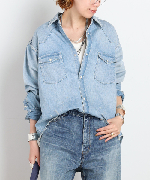 Attick by Johnbull（アティックバイジョンブル）の「【Attick by Johnbull 】別注ダメージデニムシャツ（シャツ/ブラウス・レディース・スカイブルー・FREE）」の3枚目の写真