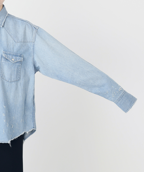 Attick by Johnbull(アティックバイジョンブル)の「【Attick by Johnbull 】別注ダメージデニムシャツ(シャツ/ブラウス・レディース・スカイブルー・FREE)」の7枚目の写真