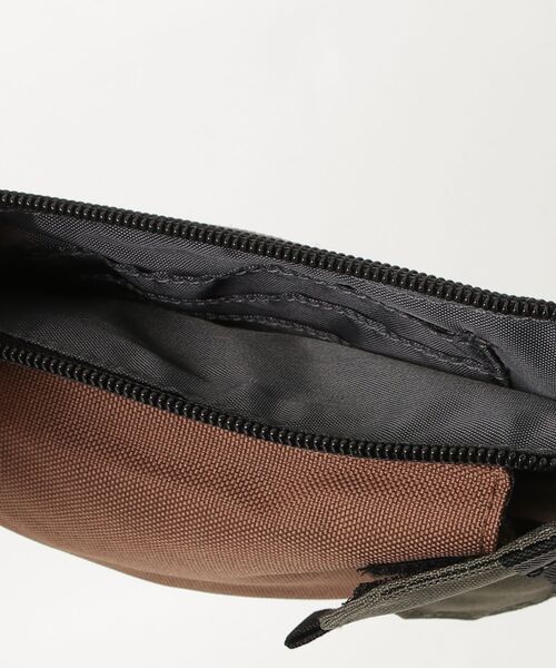 GERRY（ジェリー）の「【GERRY/ジェリー】撥水加工 ECO(リサイクルポリエステル)スマホショルダーバッグ　ミニショルダー ユニセックス（ショルダーバッグ・レディース・マルチ/チャコールグレー/ベージュ/ブラック・FREE）」の6枚目の写真