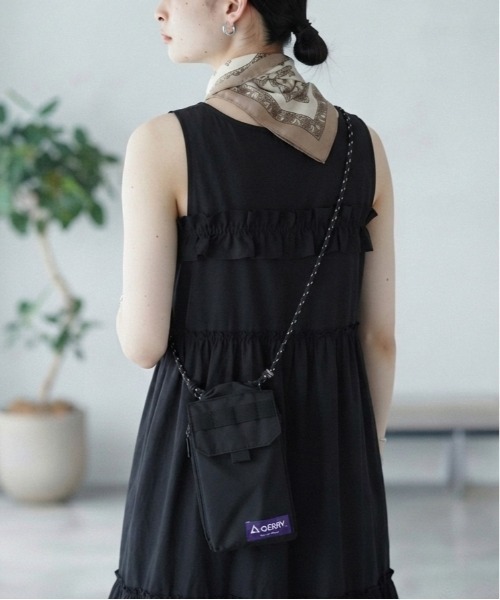 GERRY（ジェリー）の「【GERRY/ジェリー】撥水加工 ECO(リサイクルポリエステル)スマホショルダーバッグ　ミニショルダー ユニセックス（ショルダーバッグ・レディース・マルチ/チャコールグレー/ベージュ/ブラック・FREE）」の18枚目の写真