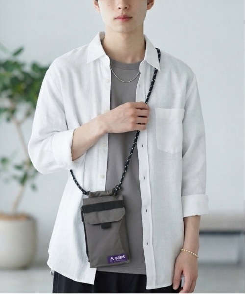 GERRY（ジェリー）の「【GERRY/ジェリー】撥水加工 ECO(リサイクルポリエステル)スマホショルダーバッグ　ミニショルダー ユニセックス（ショルダーバッグ・レディース・マルチ/チャコールグレー/ベージュ/ブラック・FREE）」の9枚目の写真