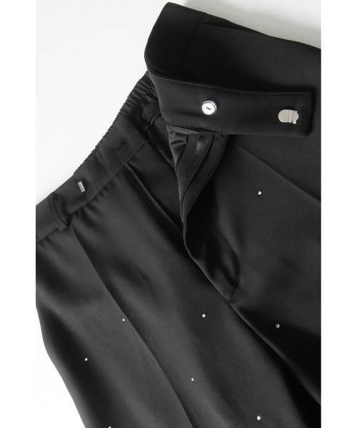 tocco closet(トッコ クローゼット)の「ホットフィックスビジューテーパードパンツ(スラックス・レディース・ブラック・M)」の14枚目の写真