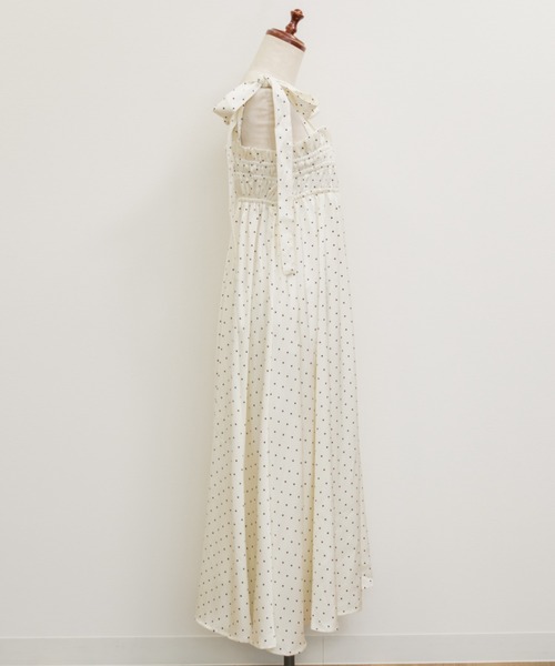 CLETTE（クレット）の「ドット柄ショルダーリボンワンピース（ワンピース・レディース・ブラック/アイボリー・3L/LL/4L）」の16枚目の写真