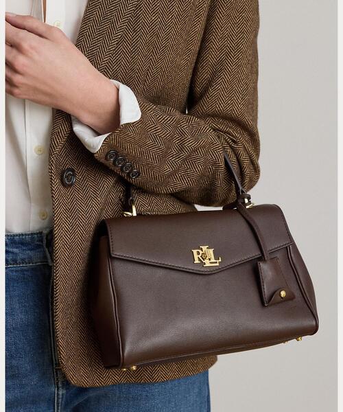 LAUREN RALPH LAUREN(ローレン ラルフ ローレン)の「ナッパ レザー スモール Farrah ソフト サッチェル(ショルダーバッグ・レディース・ブラウン・ONE)」の4枚目の写真