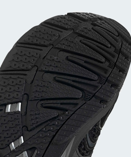 adidas(アディダス)の「アディスター コントロール 5 / ADISTAR CONTROL 5 / アディダスオリジナルス adidas Originals(スニーカー・メンズ・ブラック系その他・22.0cm/22.5cm/23.0cm/23.5cm/24.0cm/24.5cm/25.0cm/25.5cm/26.0cm/26.5cm/27.0cm/27.5cm/28.0cm/28.5cm/29.0cm)」の8枚目の写真