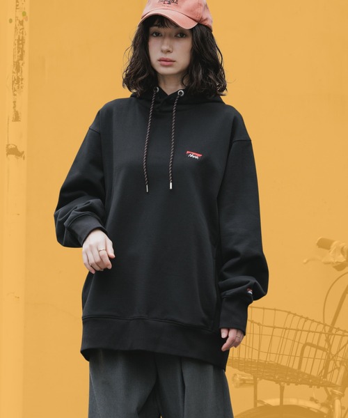 NANGA(ナンガ)の「NANGA/ナンガ ECO HYBRID MINI BOX LOGO EMBROIDERY SWEAT HOODIE エコハイブリッド ミニボックスロゴエンブロイダリー スウェットフーディー パーカー 胸ロゴ刺繍 ポケットあり メンズ レディース 2026年 秋 秋服 冬 冬服(パーカー・メンズ・ブラック/グレー/ブルー/オートミール・S/M/L/XL)」の1枚目の写真