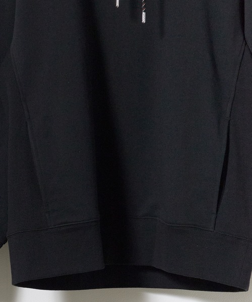 NANGA(ナンガ)の「NANGA/ナンガ ECO HYBRID MINI BOX LOGO EMBROIDERY SWEAT HOODIE エコハイブリッド ミニボックスロゴエンブロイダリー スウェットフーディー パーカー 胸ロゴ刺繍 ポケットあり メンズ レディース 2026年 秋 秋服 冬 冬服(パーカー・メンズ・ブラック/グレー/ブルー/オートミール・S/M/L/XL)」の9枚目の写真