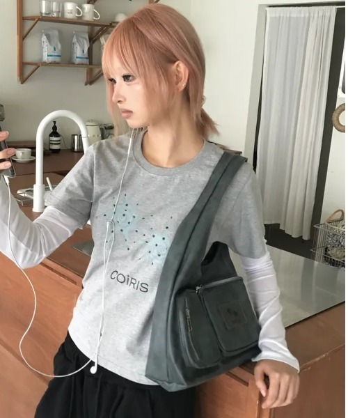 COIRIS（コイリス）の「◇COIRIS◇ブランド直輸入正規品/RENIK マルチポケット ショルダーバッグ RENIK MULTI POCKET SHOULDER BAG（ショルダーバッグ・レディース・カーキ系/ブラック・FREE）」の14枚目の写真