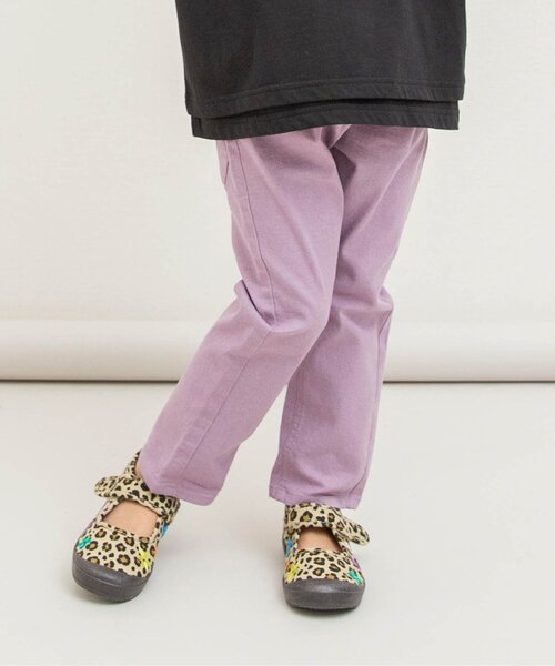BREEZE(ブリーズ)の「【伸びる】すぽ軽テーパードパンツ_ストレッチ(その他パンツ・キッズ・インディゴブルー/カーキ/パープル/その他10/キャメル/ブラック・150/160/90/120/140/110/100/130)」の5枚目の写真