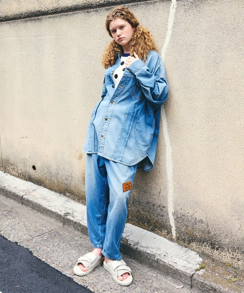 FRAPBOIS(フラボア)の「Lee RIDERS101-Z(デニムパンツ・レディース・ブルー/サックスブルー・M/L)」の3枚目の写真
