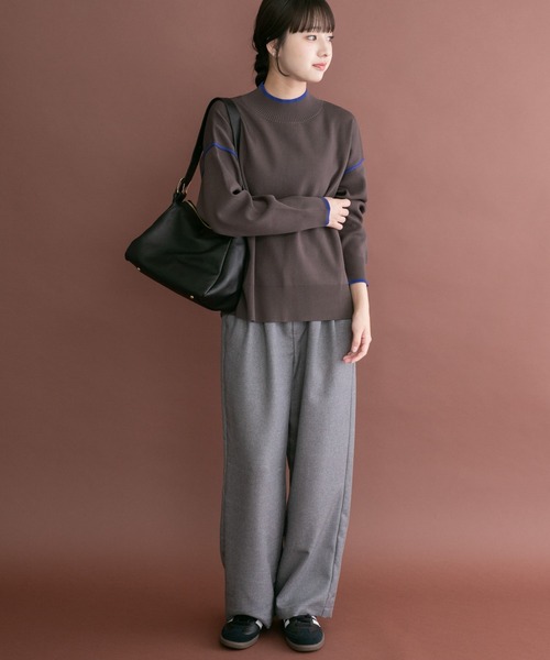 ITEMS URBANRESEARCH(アイテムズ アーバンリサーチ)の「バイカラーハイネックニット(ニット/セーター・レディース・モカ/オフホワイト/グレー/ライトブルー・FREE)」の11枚目の写真